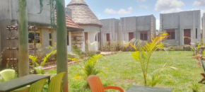 Nnalubaale Resort Cottages